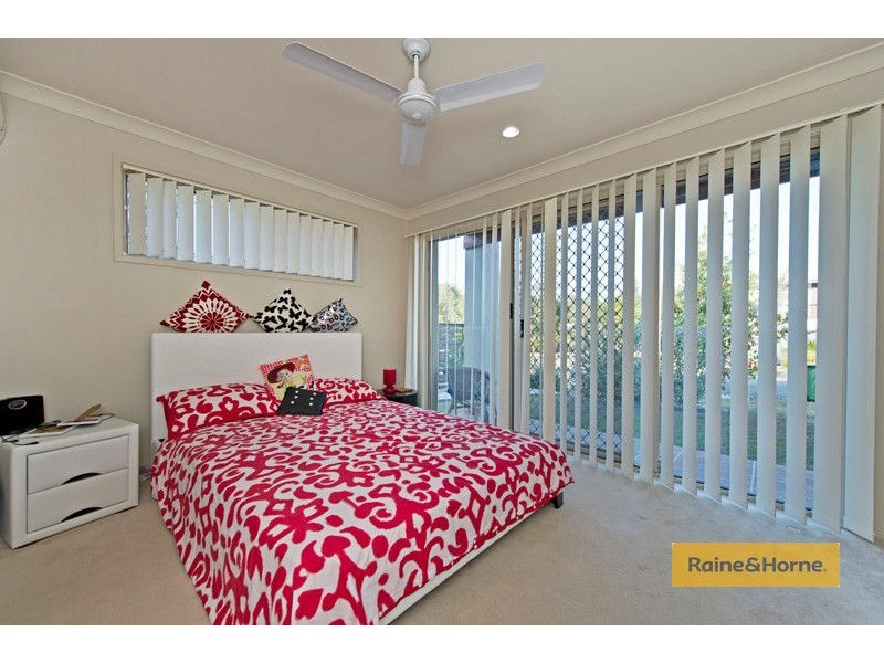 42 Silver Dawn Crescent, Oxenford QLD 4210