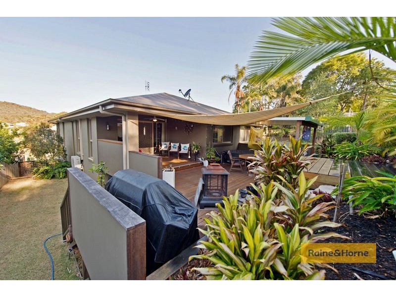 42 Silver Dawn Crescent, Oxenford QLD 4210