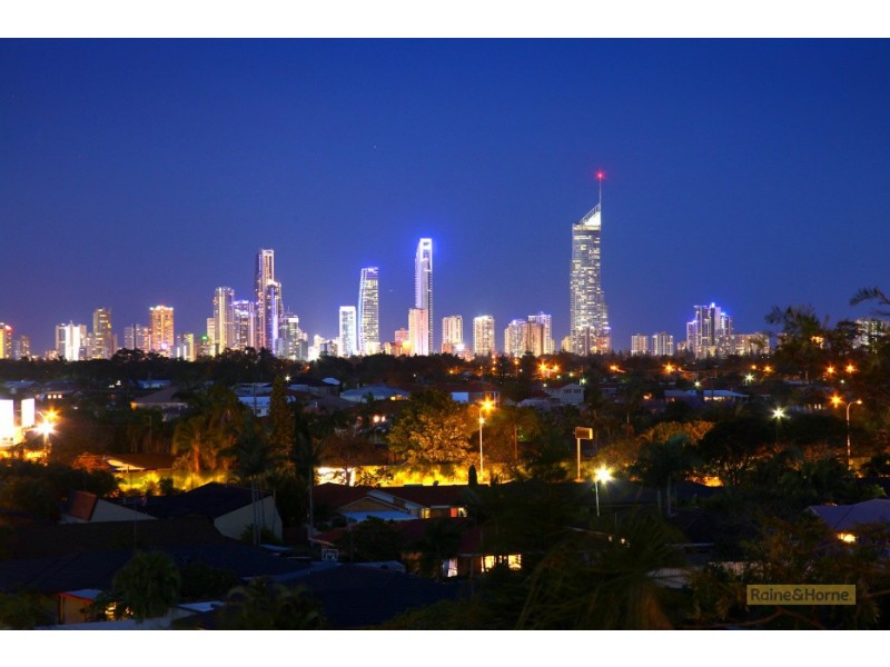 41/13 Fairway Drive, Clear Island Waters QLD 4226