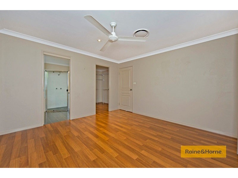 8 Ragamuffin Drive, Coomera Waters QLD 4209