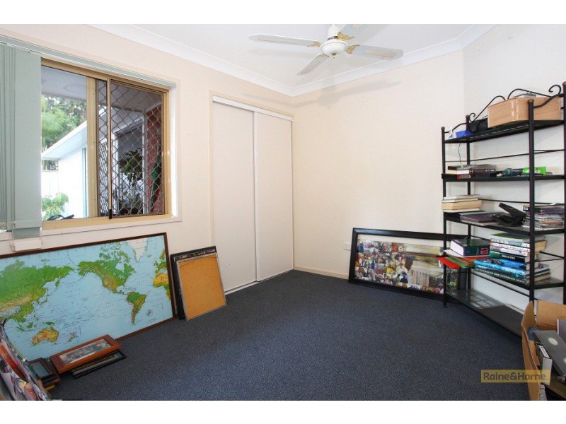 14 Plimsoll Place, Helensvale QLD 4212