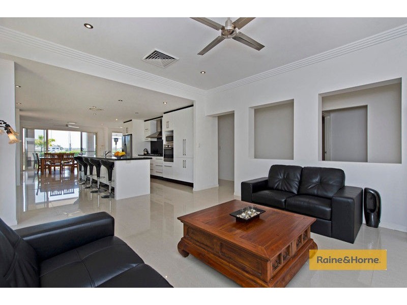 20 Brindabella Close, Coomera Waters QLD 4209