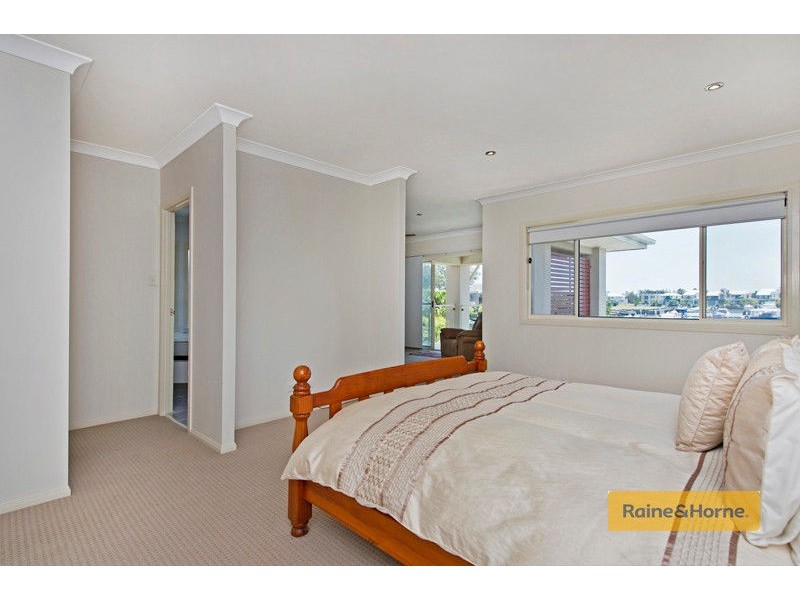 20 Brindabella Close, Coomera Waters QLD 4209