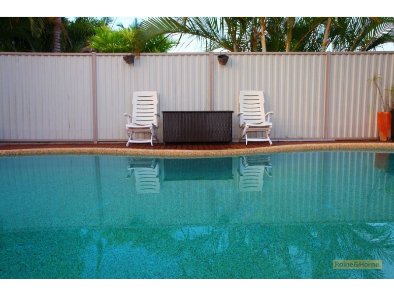 214 Discovery Drive, Helensvale QLD 4212