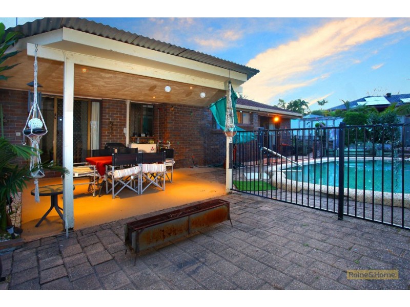 214 Discovery Drive, Helensvale QLD 4212