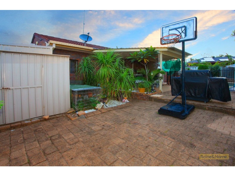 214 Discovery Drive, Helensvale QLD 4212
