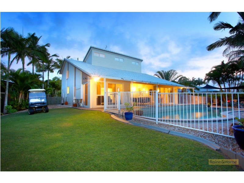 11 Lockhart Place, Helensvale QLD 4212