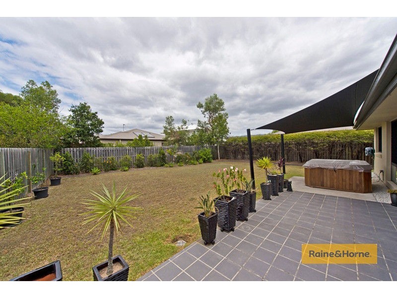 15 Cobb and Co Drive, Oxenford QLD 4210