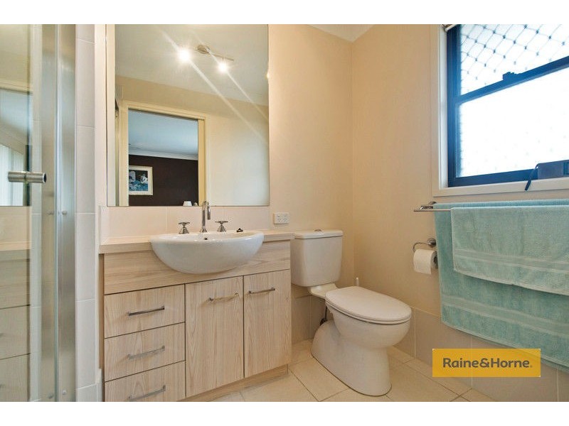 15 Cobb and Co Drive, Oxenford QLD 4210