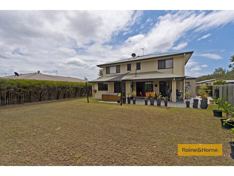 15 Cobb and Co Drive, Oxenford QLD 4210