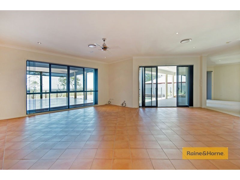 53 Highvale Drive, Helensvale QLD 4212