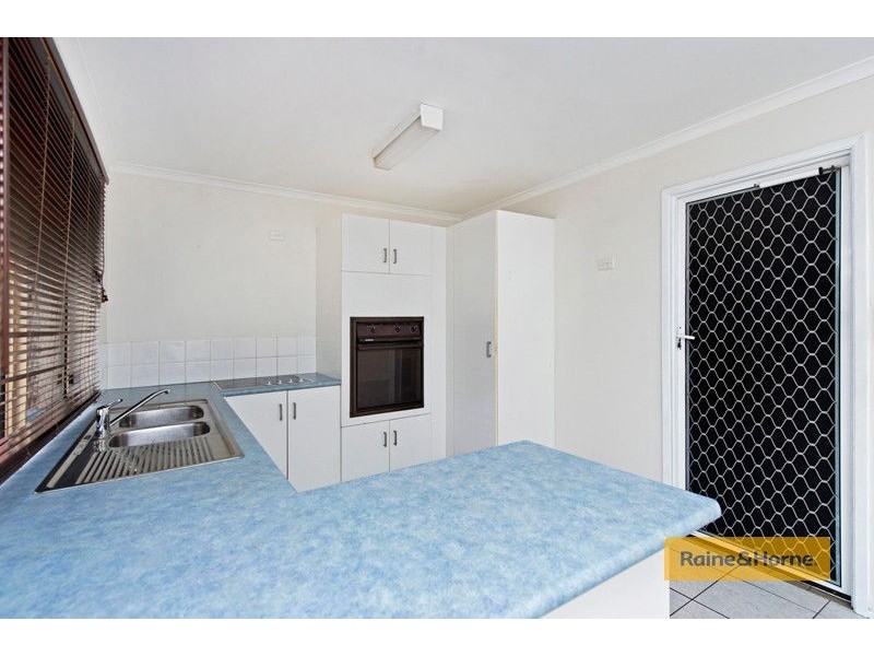 2/13 Goldwyn Way, Oxenford QLD 4210