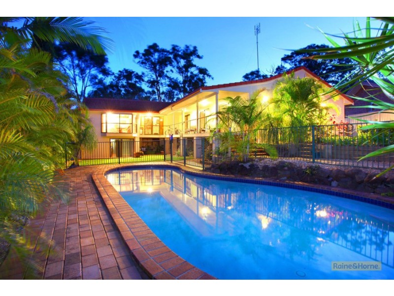 16 Surrey Court, Helensvale QLD 4212