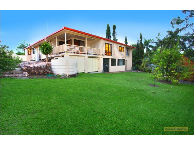 16 Surrey Court, Helensvale QLD 4212