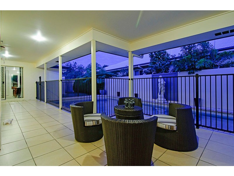 9 Ballyhoo Lane, Coomera Waters QLD 4209