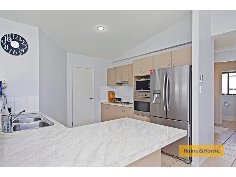 6 Lauren Grove, Upper Coomera QLD 4209