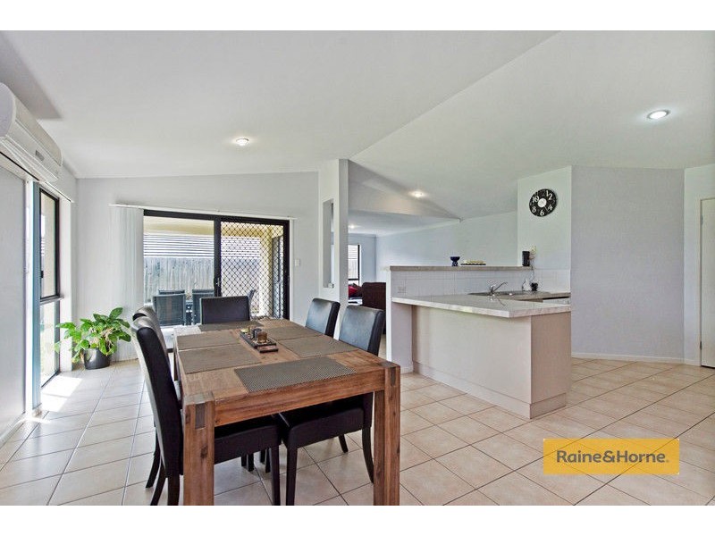 6 Lauren Grove, Upper Coomera QLD 4209