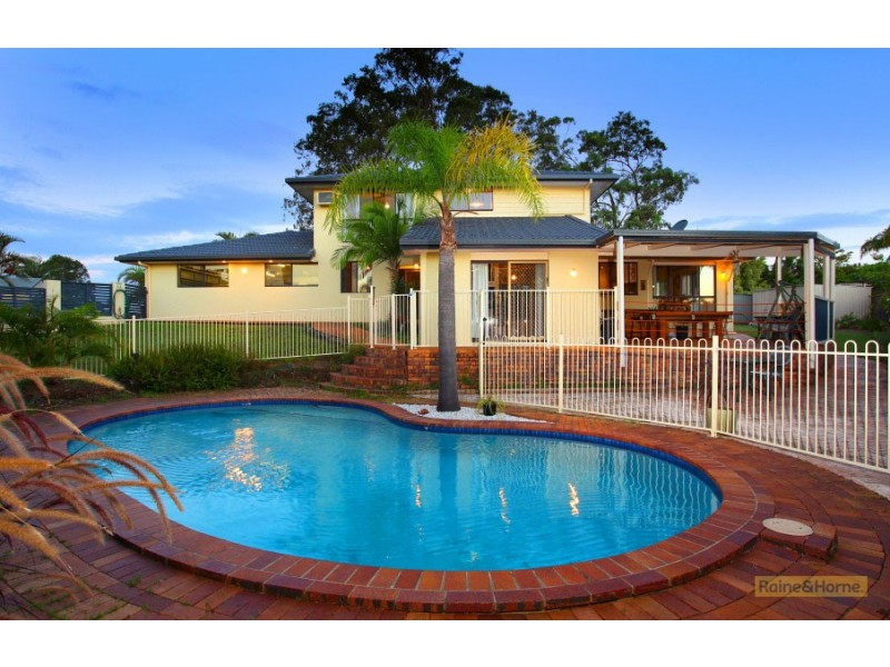 9 Katoomba Ct, Helensvale QLD 4212
