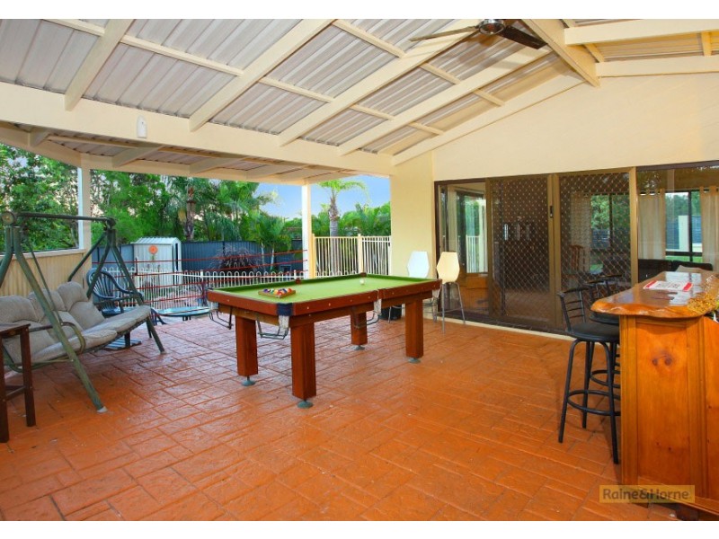 9 Katoomba Ct, Helensvale QLD 4212