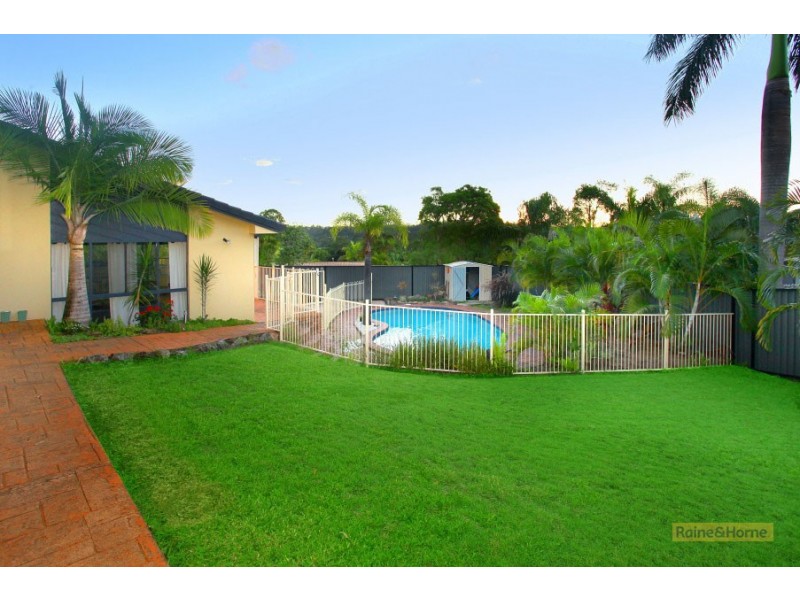 9 Katoomba Ct, Helensvale QLD 4212