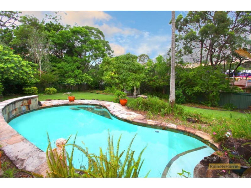 7 Narooma Place, Helensvale QLD 4212