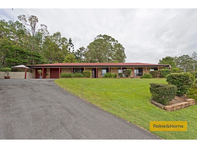 8 Georgina St, Oxenford QLD 4210