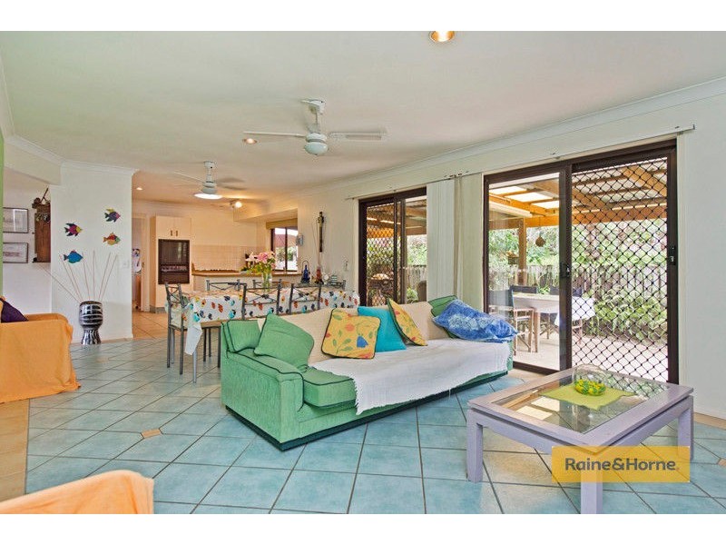 8 Georgina St, Oxenford QLD 4210