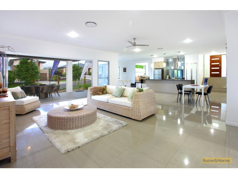 3 Valley Brook Rise, Upper Coomera QLD 4209