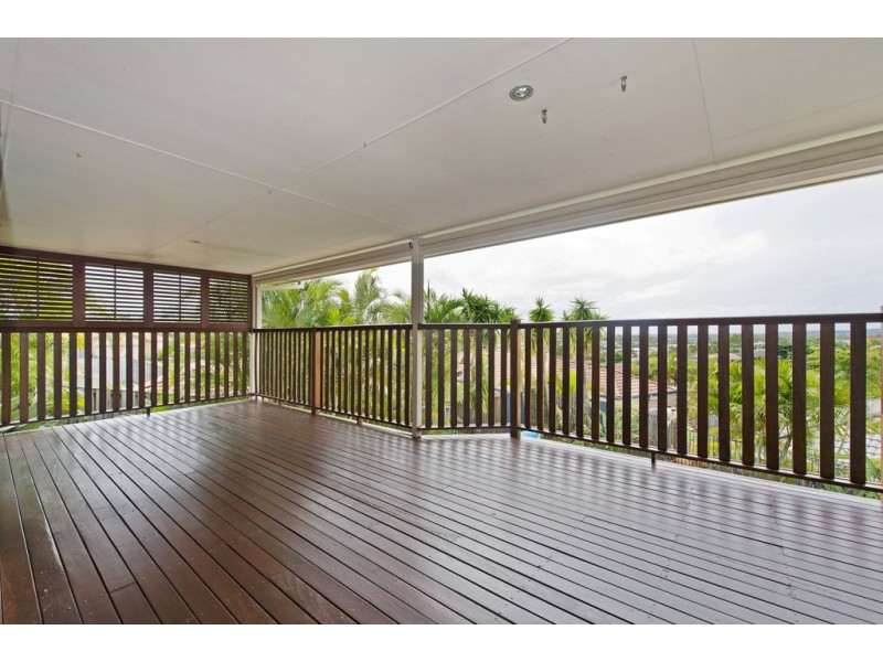 3 Gould Place, Pacific Pines QLD 4211
