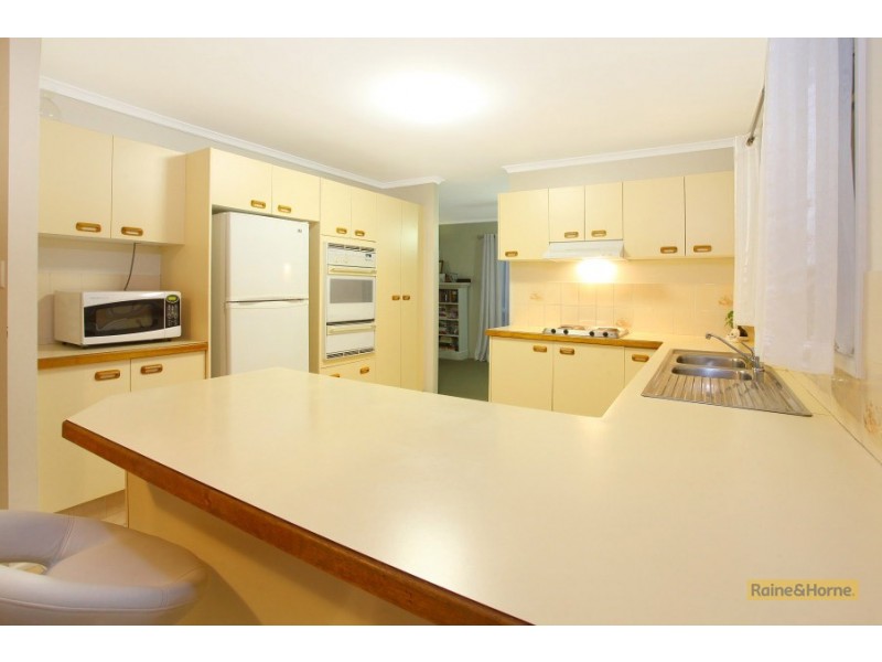 2 Kendall Place, Helensvale QLD 4212