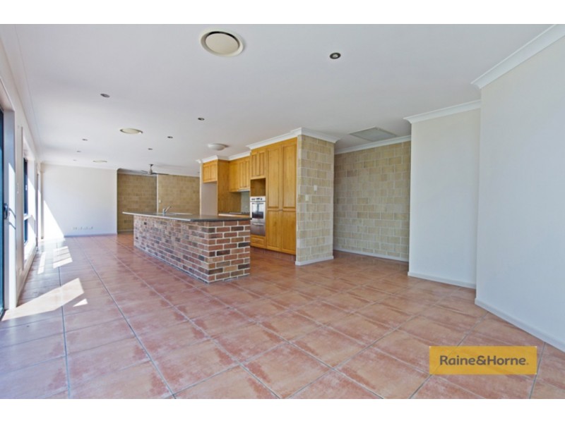 14 Mulwala Street, Maudsland QLD 4210