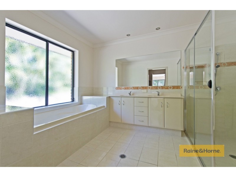 14 Mulwala Street, Maudsland QLD 4210