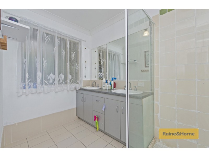 47 Crestridge Crescent, Oxenford QLD 4210