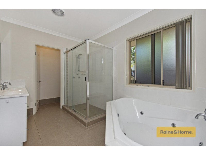 42 Boambillee Drive, Coomera Waters QLD 4209