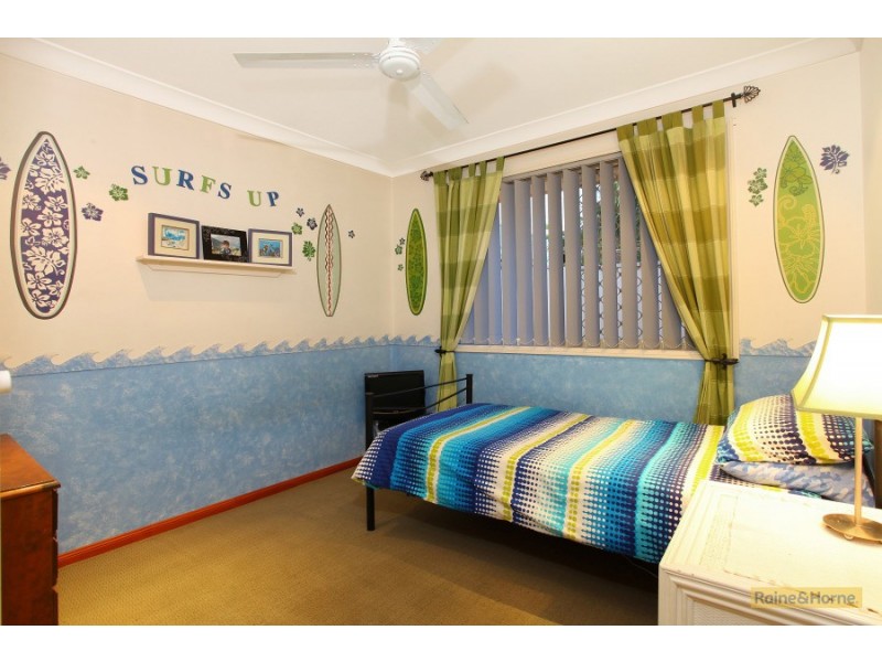 7 Penrith Court, Helensvale QLD 4212