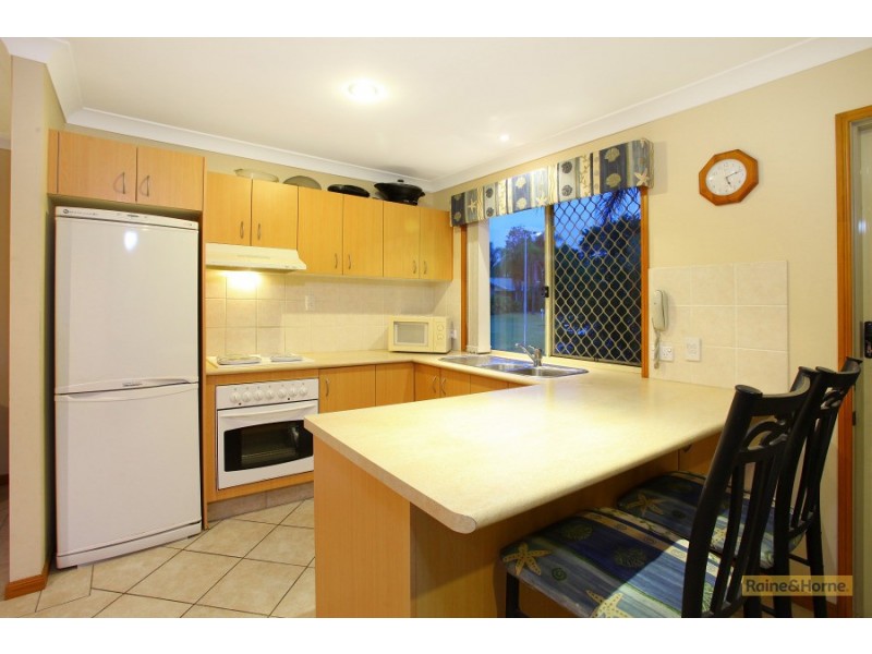 7 Penrith Court, Helensvale QLD 4212