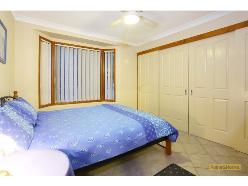 7 Penrith Court, Helensvale QLD 4212