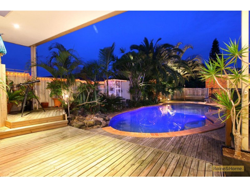 7 Penrith Court, Helensvale QLD 4212