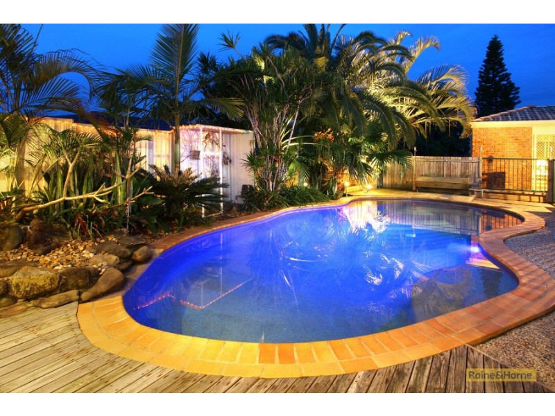 7 Penrith Court, Helensvale QLD 4212