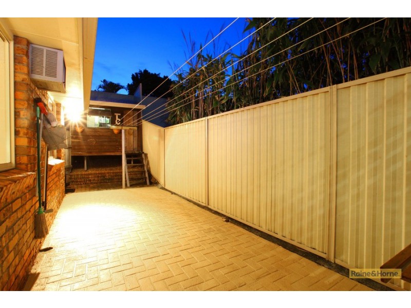 7 Penrith Court, Helensvale QLD 4212