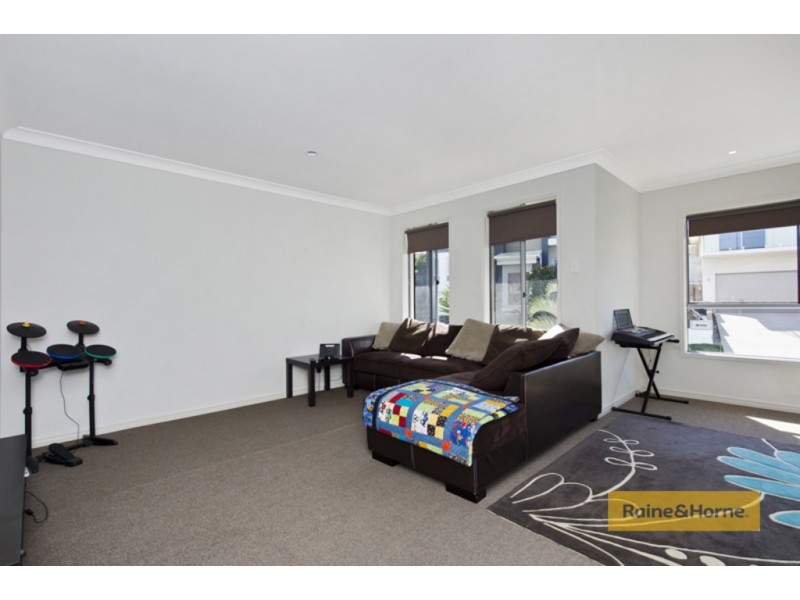 45 Village High Crescent, Coomera Waters QLD 4209