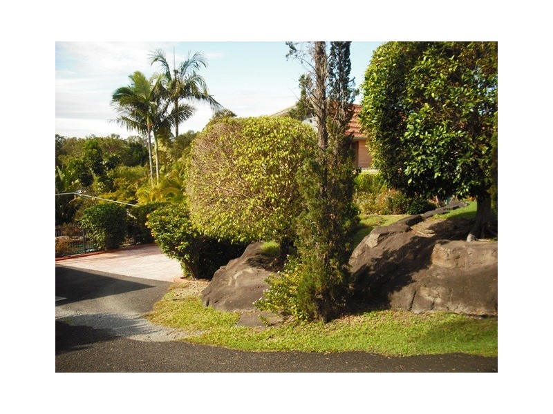 12 Bairnsdale Court, Helensvale QLD 4212
