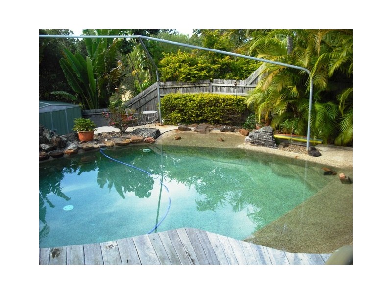 12 Bairnsdale Court, Helensvale QLD 4212