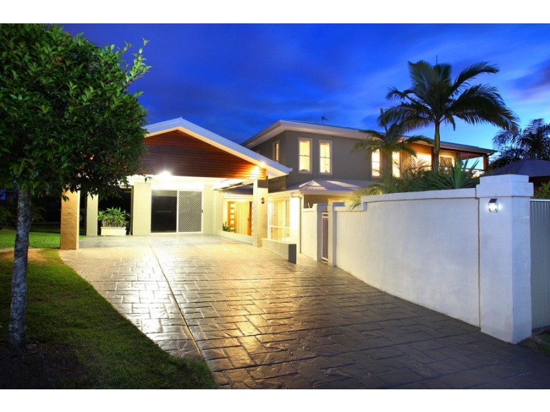 3 Katoomba Court, Helensvale QLD 4212