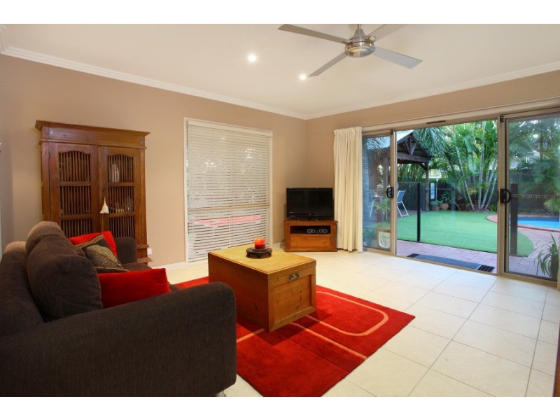 3 Katoomba Court, Helensvale QLD 4212