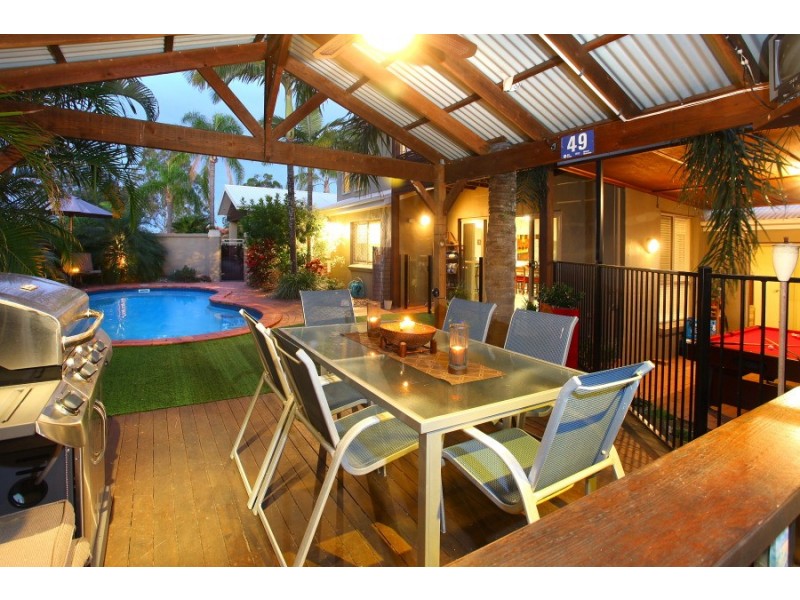 3 Katoomba Court, Helensvale QLD 4212