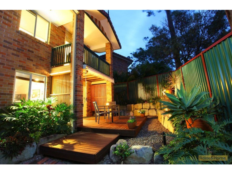 8/2 Doyalson Place, Helensvale QLD 4212