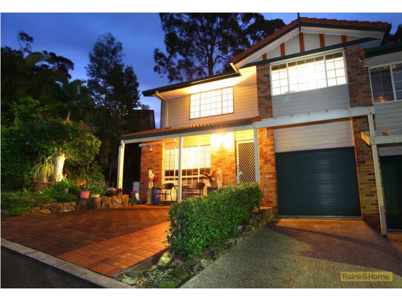 8/2 Doyalson Place, Helensvale QLD 4212