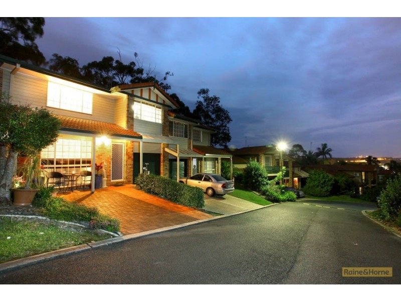 8/2 Doyalson Place, Helensvale QLD 4212