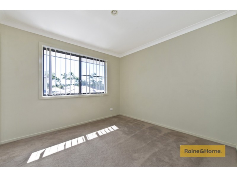 8 Heron Close, Coomera QLD 4209
